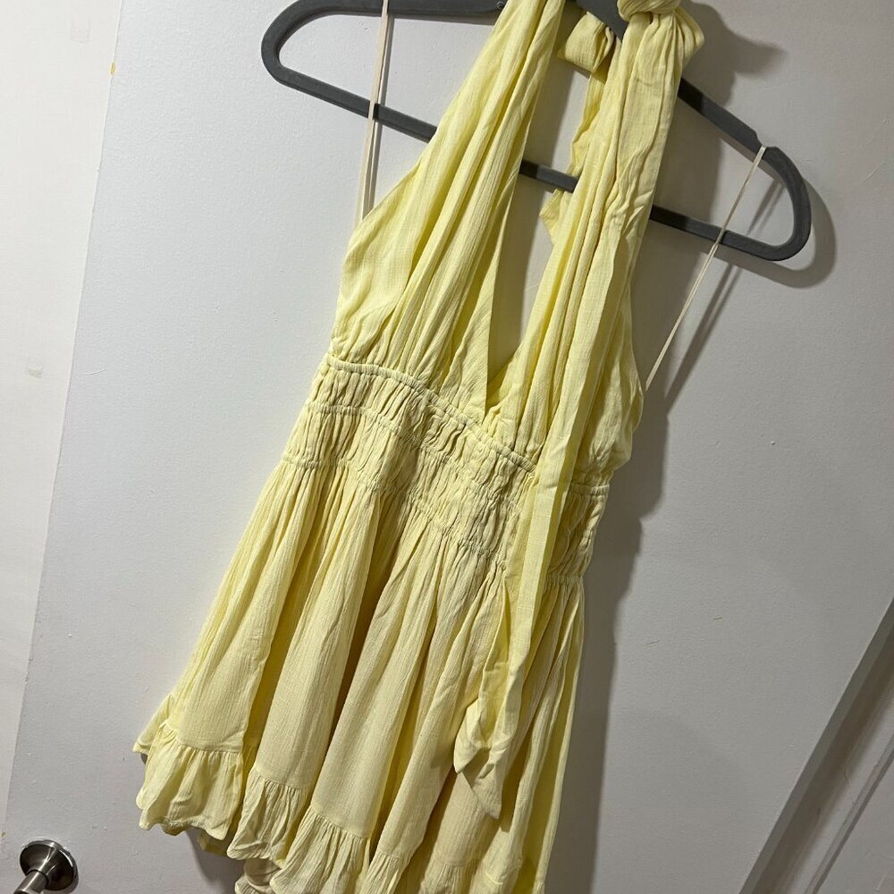 🏷 *NWT* 🌻 VICI Aster Halter Smocked Mini Dress | Size L 🌻 - Picture 7 of 8